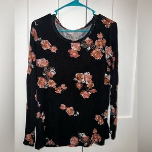 Maurice’s Brand 24/7 long sleeve swoope neck~ Size Large